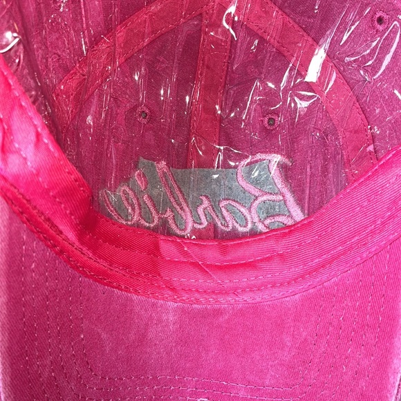 𝑩𝒂𝒓𝒃𝒊𝒆 Adjustable Cap - Picture 5 of 7